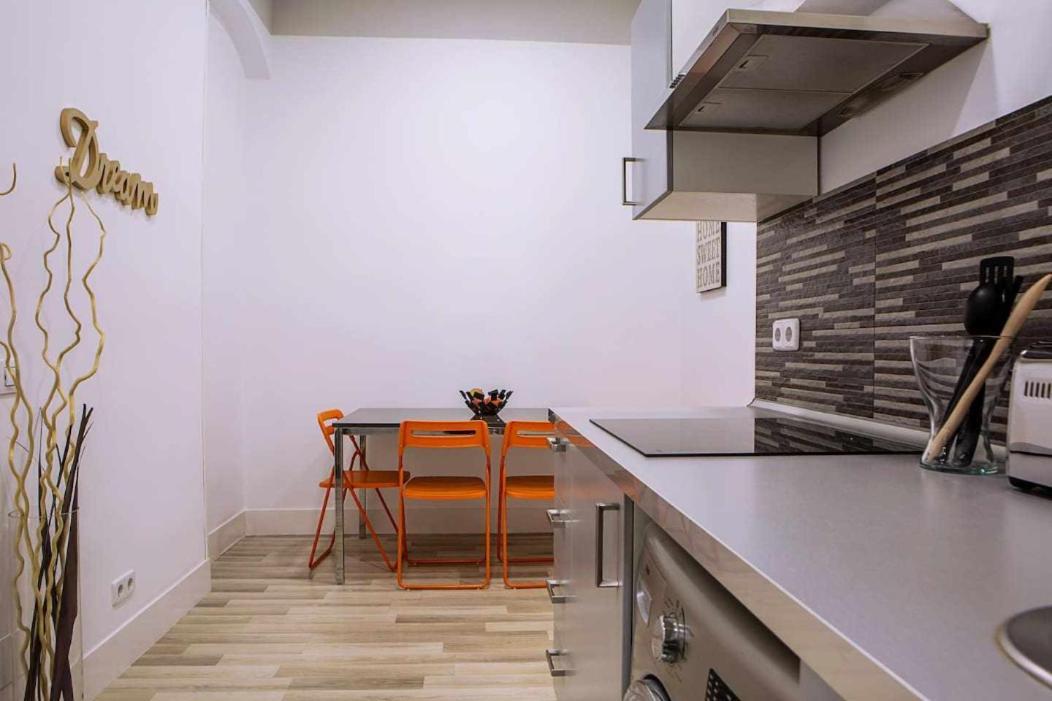 Apartament Calle Huertas Corazon By Regalatemadrid
